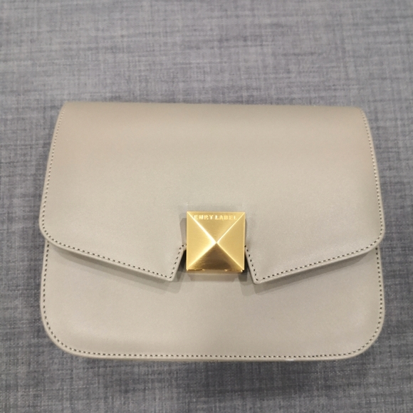 EMP. T Label crossbody bag - Picture 3 of 15